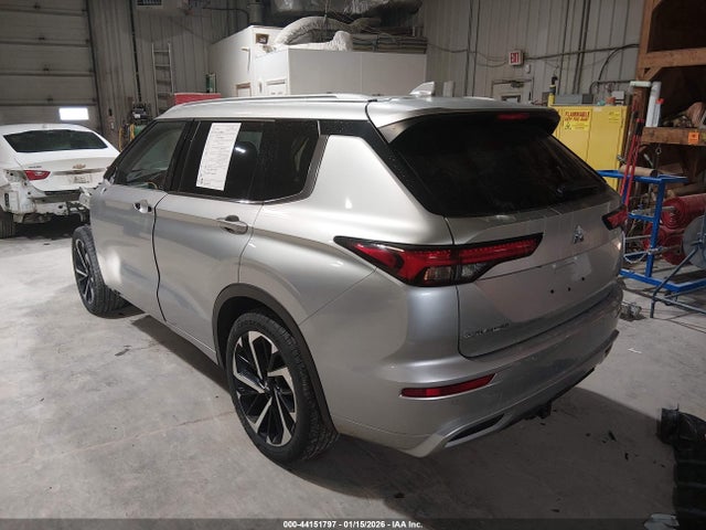 2022 MITSUBISHI OUTLANDER JA4J4VA83NZ071457 Photo 2