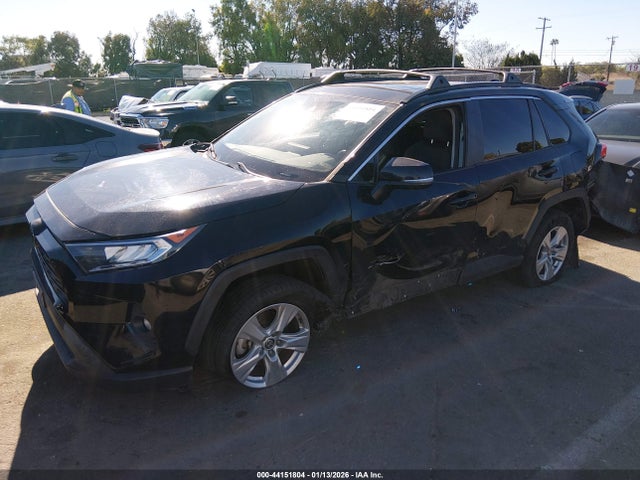 Toyota Rav4 Xle 2021 2T3P1RFV8MW211225 Image 2