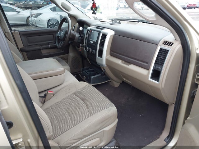 44151819 :رقم المزاد ، 1D7RV1GT4BS705119 vin ، 2011 Ram Ram 1500 Slt مزاد بيع