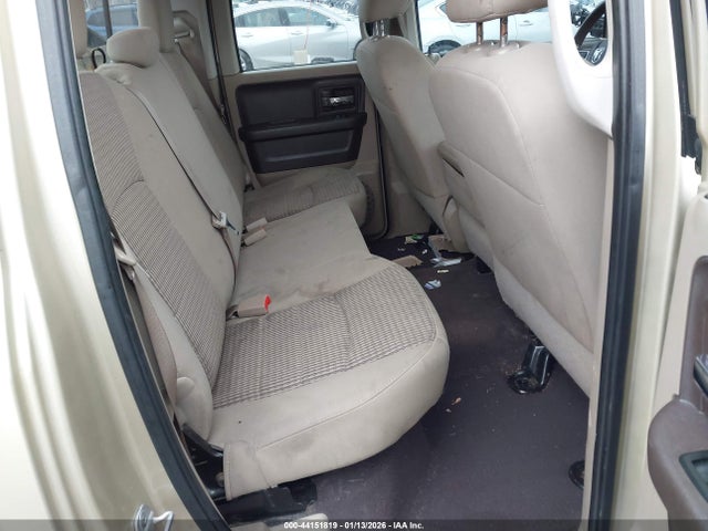 44151819 :رقم المزاد ، 1D7RV1GT4BS705119 vin ، 2011 Ram Ram 1500 Slt مزاد بيع