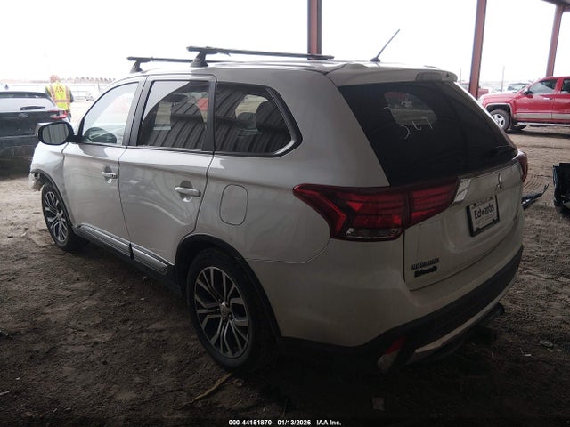 2016 MITSUBISHI OUTLANDER JA4AD3A30GZ014533 Photo 2