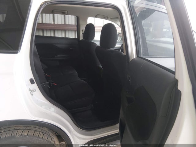 2016 MITSUBISHI OUTLANDER JA4AD3A30GZ014533 Photo 7
