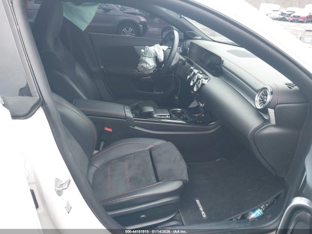 2022 MERCEDES-BENZ CLA 250 COUPE W1K5J4HBXNN249325 Photo 4