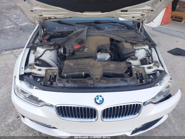 2014 Bmw 328i მანქანა იყიდება აუქციონზე, vin: WBA3A5G50ENP32872, აუქციონის ნომერი: 44152038