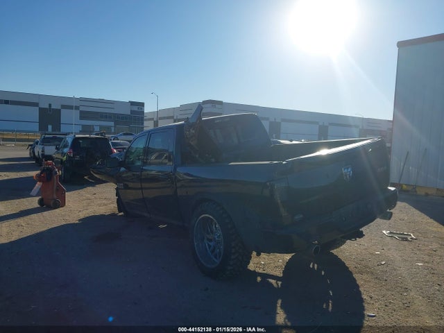 44152138 :رقم المزاد ، 1C6RR7MT7JS111037 vin ، 2018 Ram 1500 Sport مزاد بيع