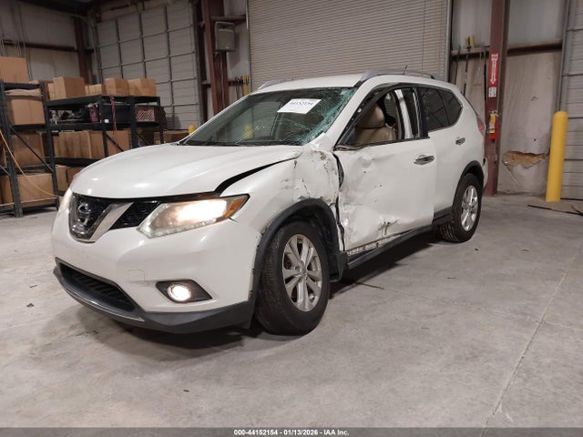 5N1AT2MT1FC822000 Nissan ROGUE SV