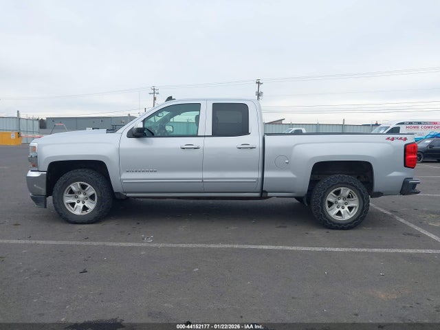 1GCVKREC0JZ109773 Chevrolet Silverado 1500 1lt