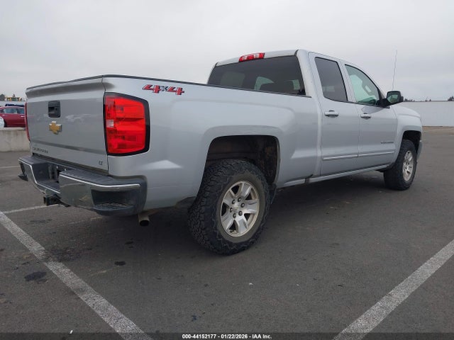 1GCVKREC0JZ109773 Chevrolet Silverado 1500 1lt