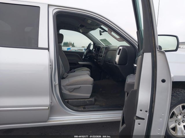 1GCVKREC0JZ109773 Chevrolet Silverado 1500 1lt