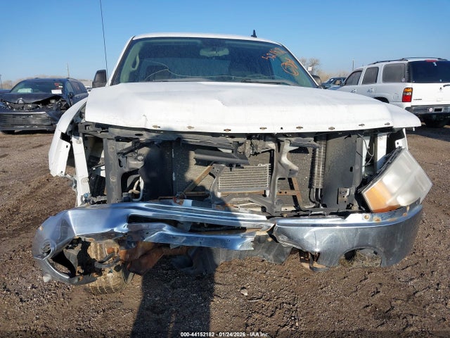 44152182 :رقم المزاد ، 1GTR2TE09BZ395841 vin ، 2011 Gmc Sierra 1500 Work Truck مزاد بيع