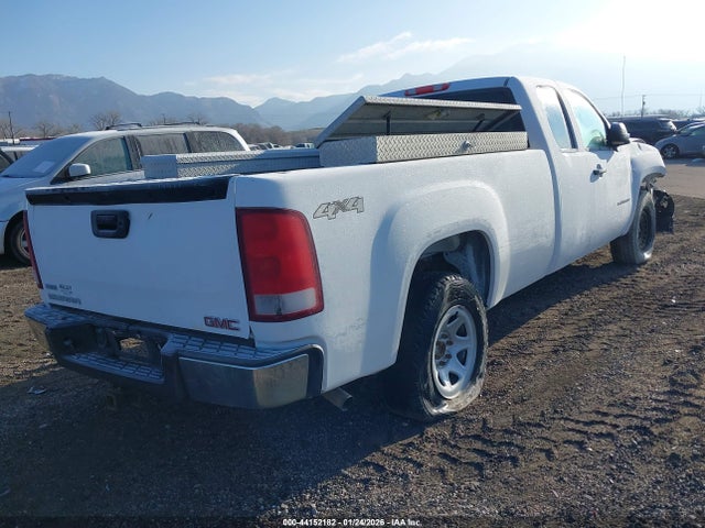 44152182 :رقم المزاد ، 1GTR2TE09BZ395841 vin ، 2011 Gmc Sierra 1500 Work Truck مزاد بيع