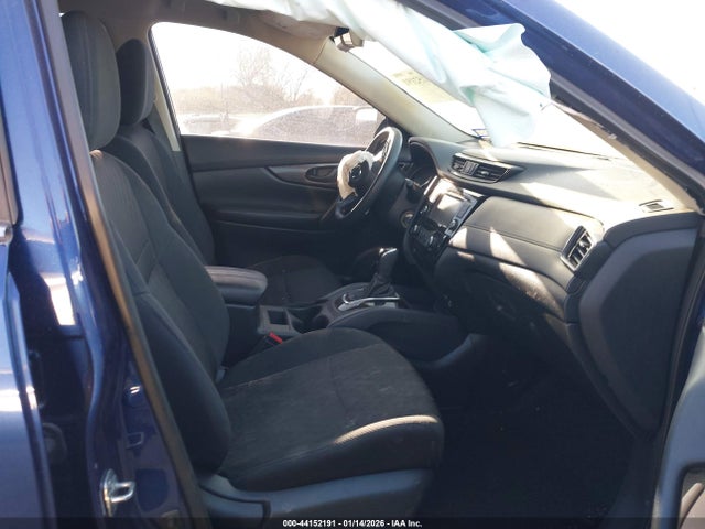 2019 NISSAN ROGUE 5N1AT2MV6KC813966 Photo 4