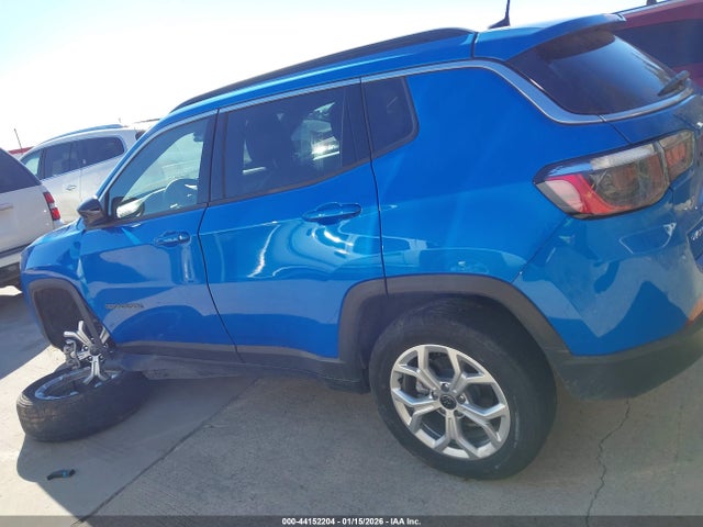 Jeep Compass Latitude 4x4 2025 3C4NJDBN5ST561741 Image 13