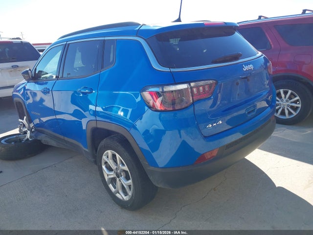 Jeep Compass Latitude 4x4 2025 3C4NJDBN5ST561741 Image 3