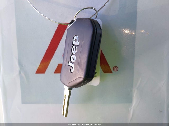 2023 JEEP GLADIATOR 1C6HJTAG1PL552376 Photo 10