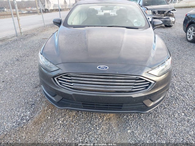 3FA6P0H70HR392972 Ford FUSION SE