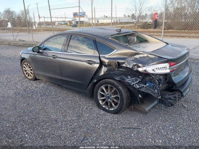3FA6P0H70HR392972 Ford FUSION SE