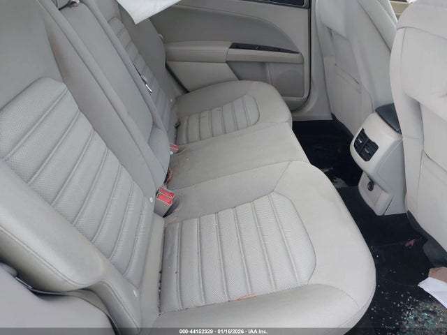 3FA6P0H70HR392972 Ford FUSION SE