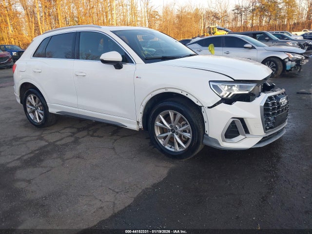 2023 AUDI Q3 WA1DECF38P1105986