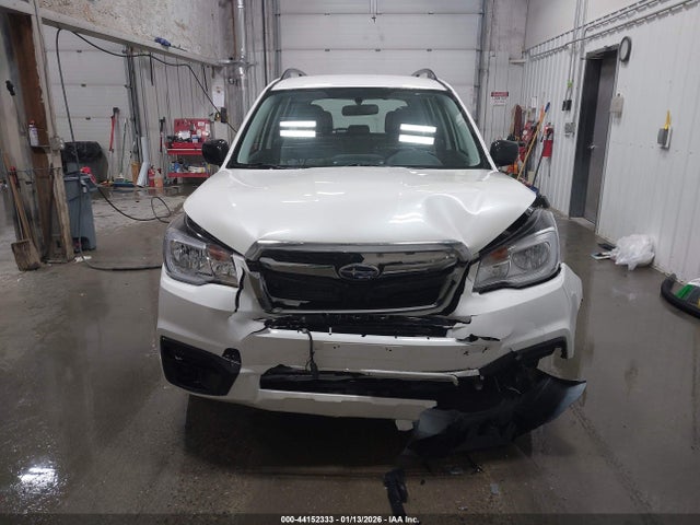JF2SJABC2JH477097 Subaru Forester 2.5i