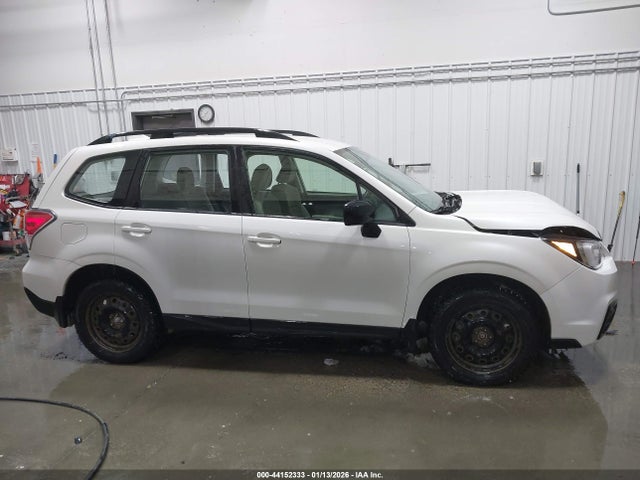 JF2SJABC2JH477097 Subaru Forester 2.5i