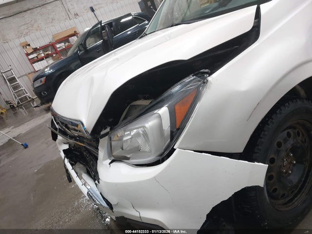 JF2SJABC2JH477097 Subaru Forester 2.5i