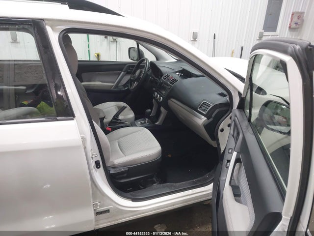JF2SJABC2JH477097 Subaru Forester 2.5i