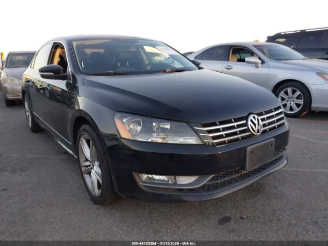 2014 VOLKSWAGEN PASSAT 1VWCT7A39EC099409