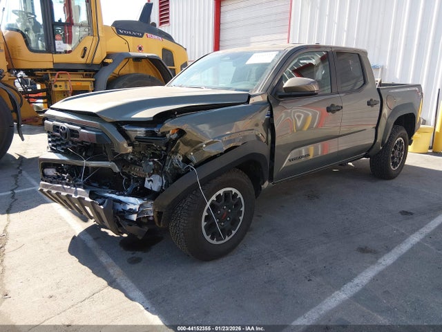 Toyota Tacoma Trd Off Road 2025 3TMLB5JN2SM174845 Image 2