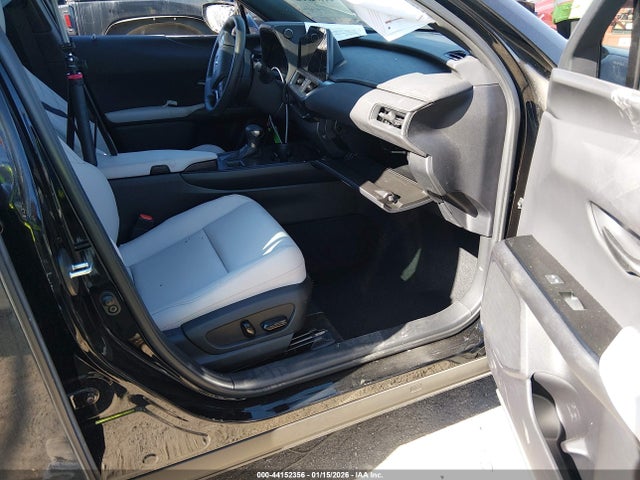 2024 LEXUS UX 250H JTHX6JBH2R2186257 Photo 4