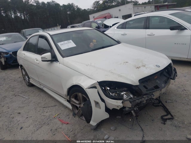 Aukcja sprzedaży 2011 Mercedes-benz C 300 Luxury 4matic/sport 4matic, vin: WDDGF8BB3BR142048, numer aukcji: 44152362