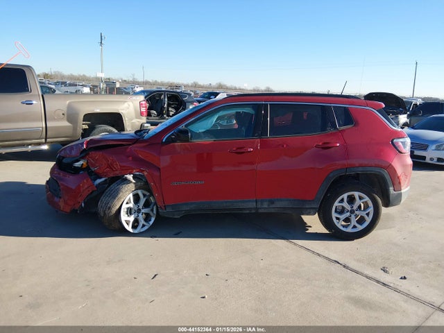 Jeep Compass Latitude 4x4 2025 3C4NJDBN6ST577690 Image 17