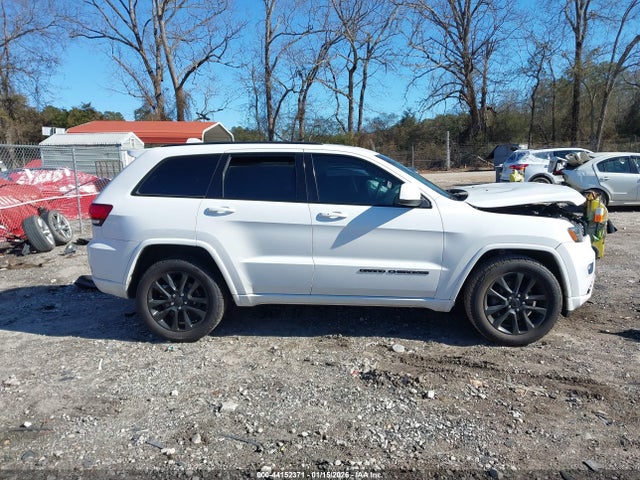 1C4RJEAG9MC633534 Jeep Grand Cherokee Laredo X 4x2