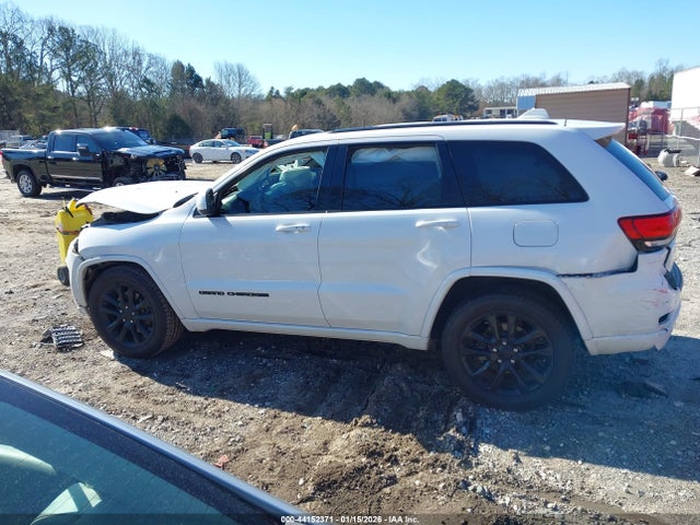 1C4RJEAG9MC633534 Jeep Grand Cherokee Laredo X 4x2