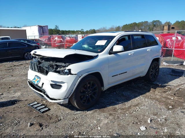 1C4RJEAG9MC633534 Jeep Grand Cherokee Laredo X 4x2