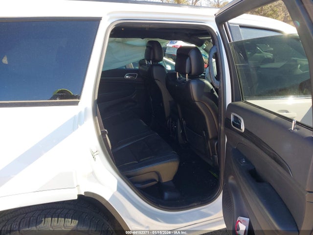 1C4RJEAG9MC633534 Jeep Grand Cherokee Laredo X 4x2