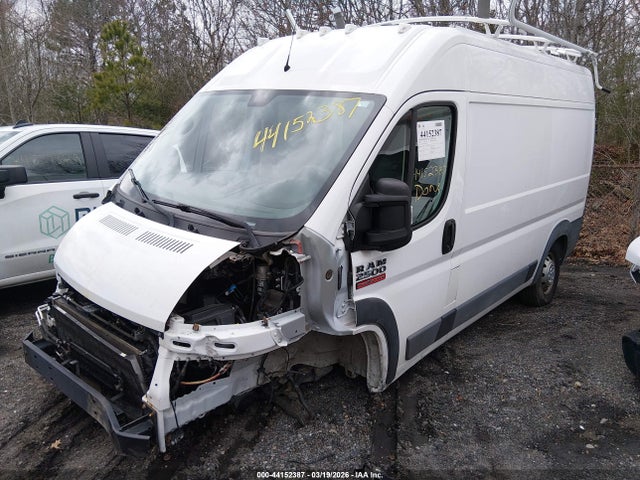 44152387 :رقم المزاد ، 3C6TRVCG3JE111960 vin ، 2018 Ram Promaster 2500 High Roof 136 Wb مزاد بيع