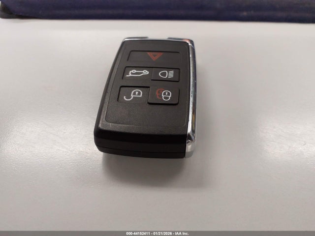 SALEJ6EX3S2385047 Land Rover Defender 90 P300 S