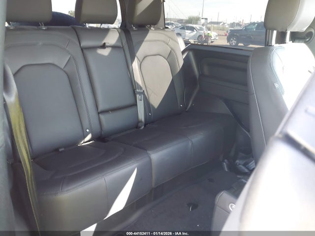 SALEJ6EX3S2385047 Land Rover Defender 90 P300 S