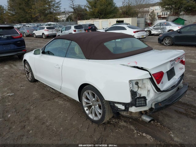 2013 AUDI A5 WAULFAFH3DN009098 Photo 2