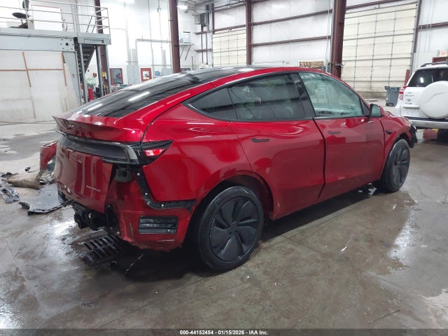 7SAYGDEE1TF361353 Tesla Model Y Long Range Launch Series/premium All-wheel Drive