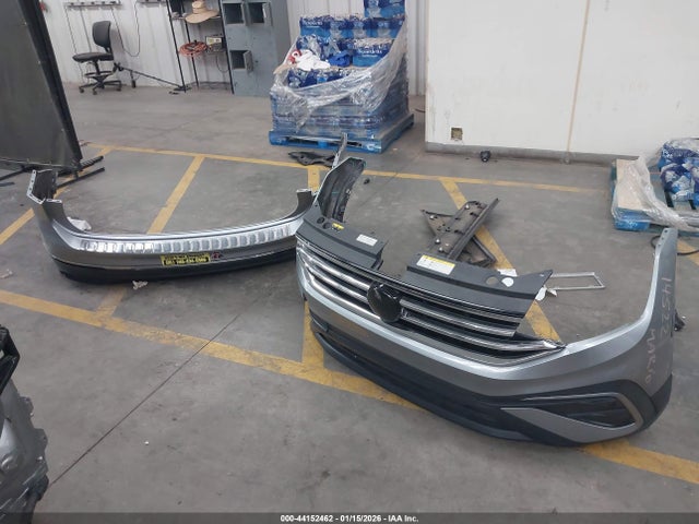 3VVRB7AX8RM204630 Volkswagen Tiguan 2.0t S