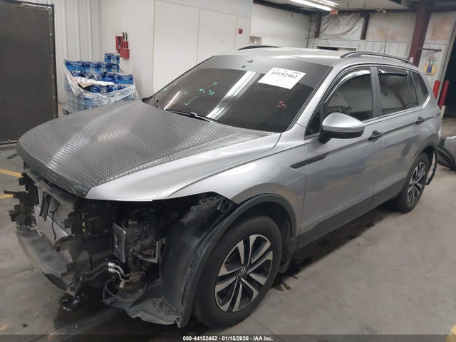 3VVRB7AX8RM204630 Volkswagen Tiguan 2.0t S