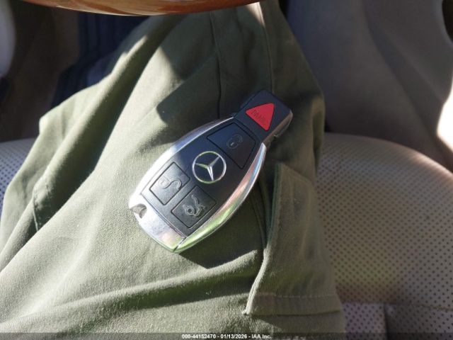 2011 MERCEDES-BENZ E 550 WDDHF7CB6BA401191 Photo 10