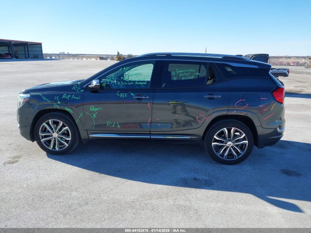 3GKALXEXXJL310952 GMC Terrain Denali