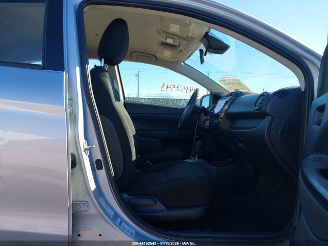 2024 MITSUBISHI MIRAGE ML32AUHJ0RH033852 Photo 4