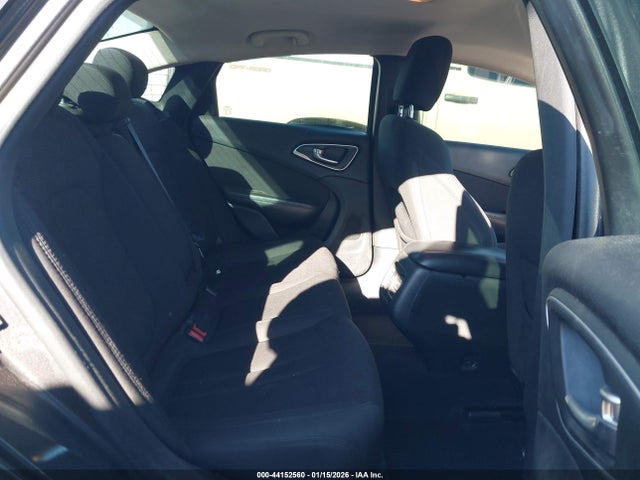 Aukcja sprzedaży 2015 Chrysler 200 Limited, vin: 1C3CCCAB9FN505119, numer aukcji: 44152560
