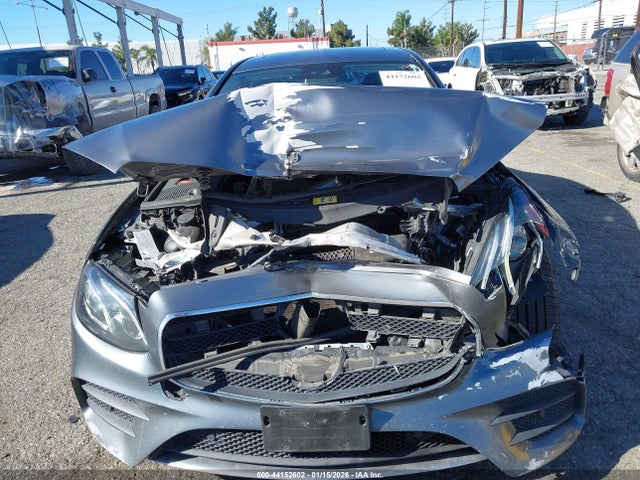 Mercedes-Benz E 300 2018 WDDZF4JB3JA378859 Image 11