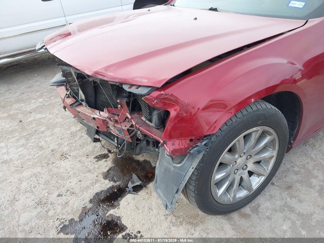 44152611 :رقم المزاد ، 2C3CCAEG7DH709756 vin ، 2013 Chrysler 300c مزاد بيع