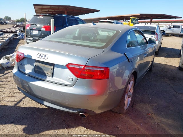 2009 AUDI A5 WAUDK78T59A032336 Photo 3
